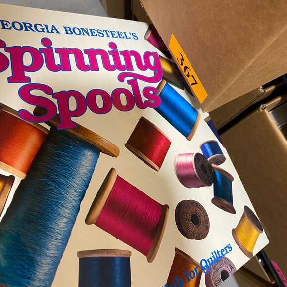 Vintage 1991 Georgia Bonesteels Spinning Spools Binder Pattern Club For Quilters - Picture 15 of 15